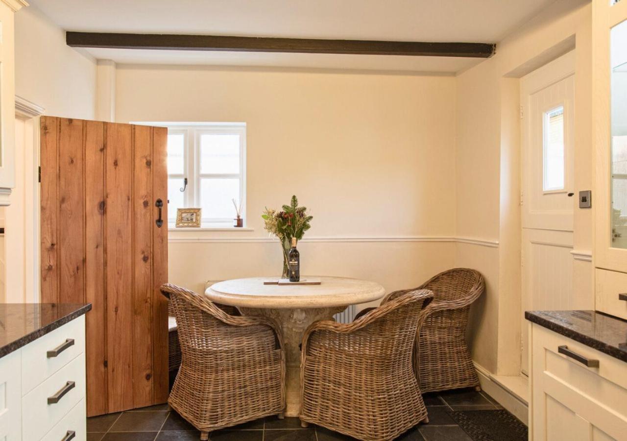 Charming 2 Bed House In Tewkesbury Centre Villa Екстериор снимка