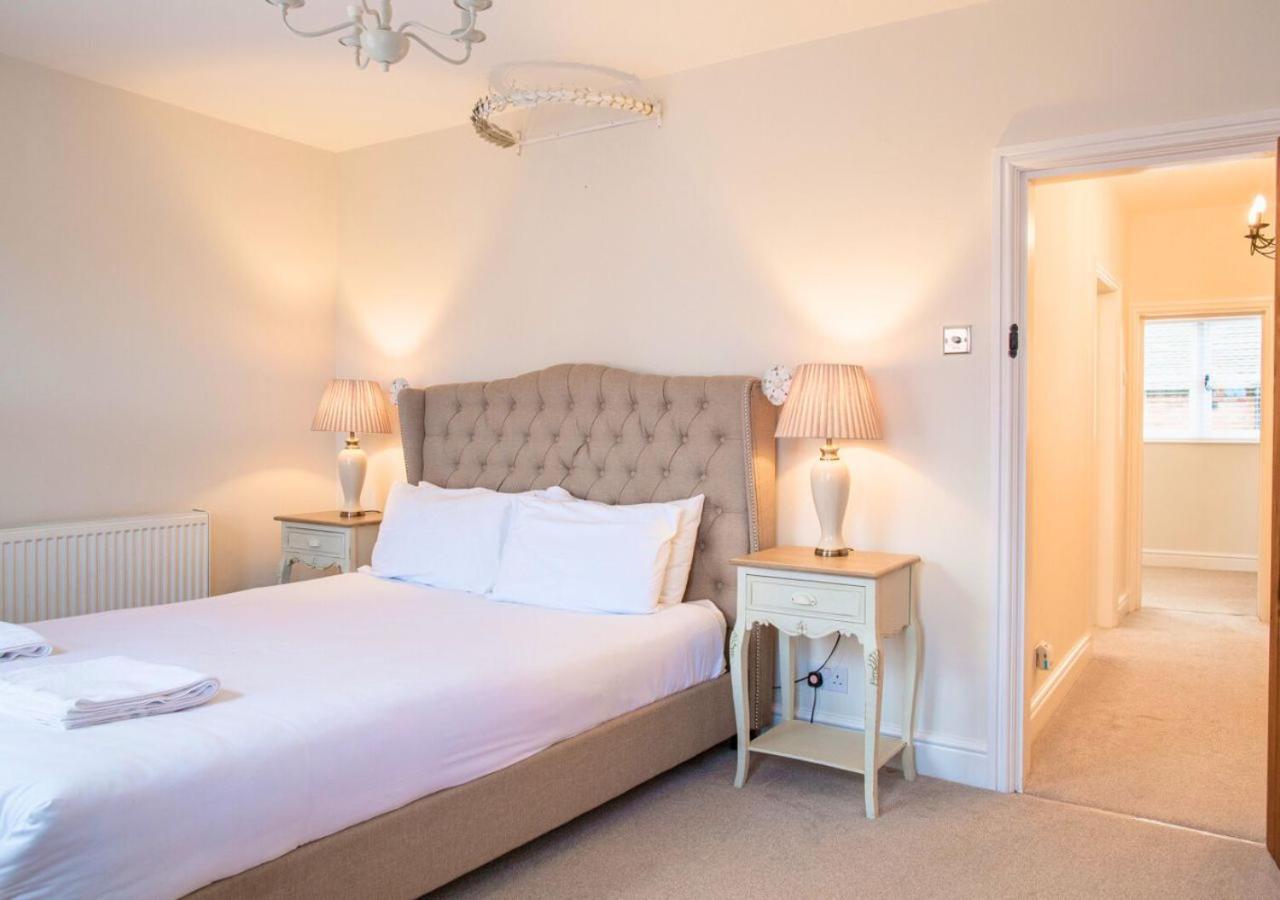 Charming 2 Bed House In Tewkesbury Centre Villa Екстериор снимка